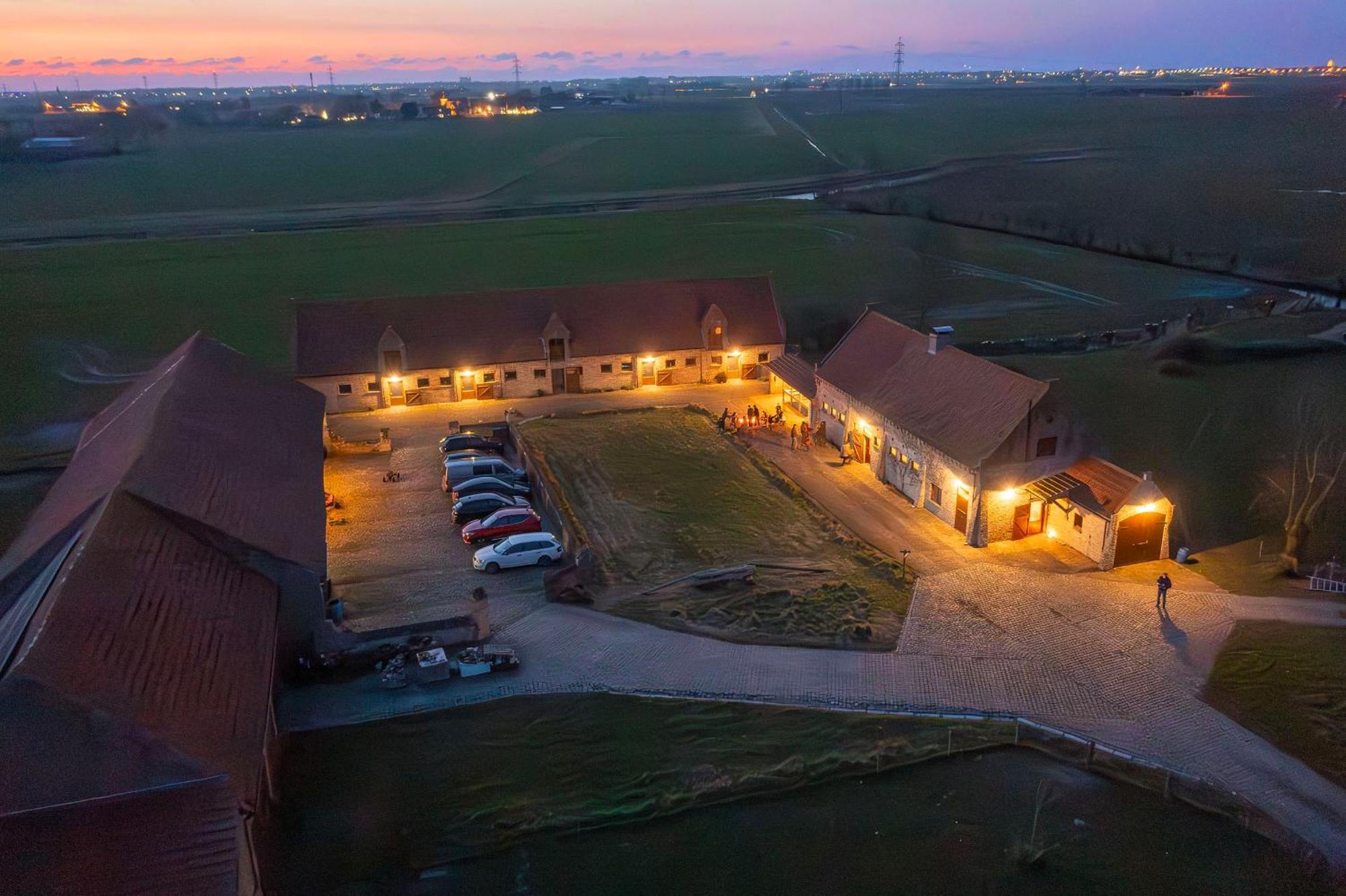 Holiday Home 'T Hof Der Witte Damen Veurne Zewnętrze zdjęcie